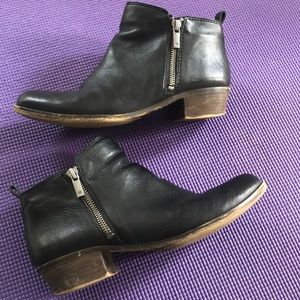 Lucky ankle boots